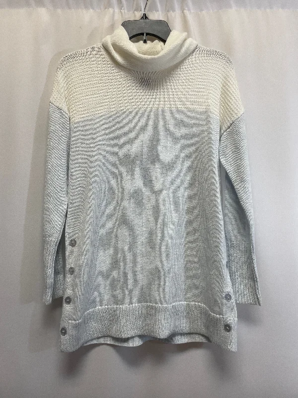 Winter white women's sweaterSweater By Tahari By Arthur Levine In Blue, Size: S