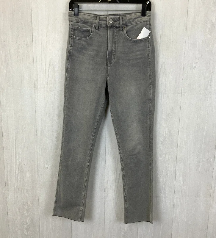 White jeans for a fresh and summery feelJeans Skinny By Gap In Grey, Size: 6