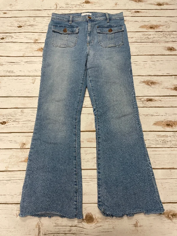 Curvy fit jeans for a flattering silhouetteJeans Flared By Loft In Blue Denim, Size: 6