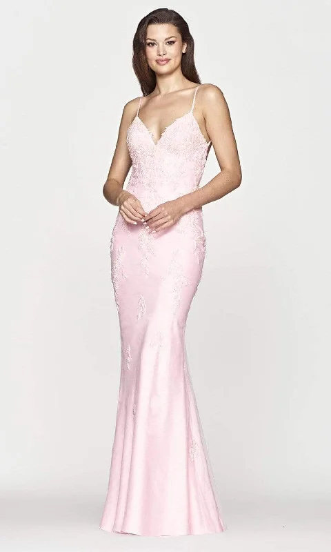 Glamour dresses for red carpet appearancesFaviana - S10633 V-Neck Open Back Trumpet Gown