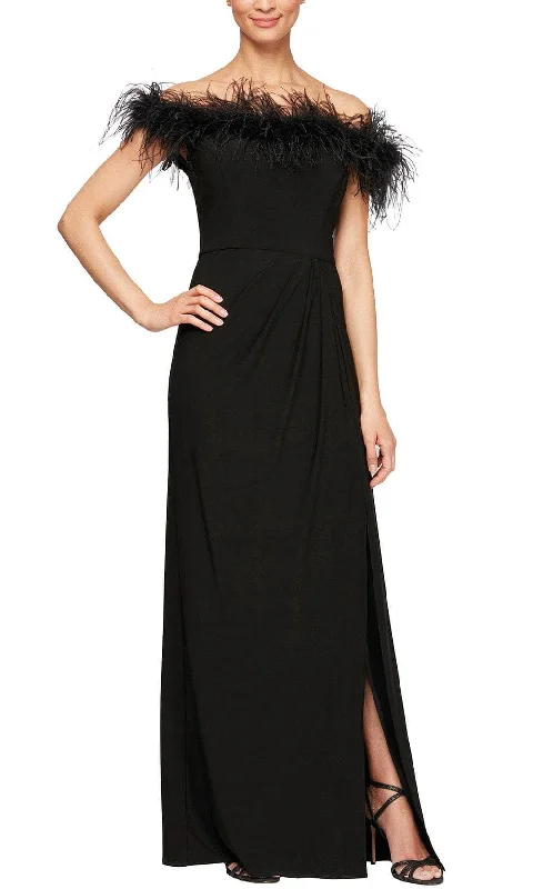 Short-sleeved dresses for womenAlex Evenings 81351465 - Feather-Trimmed Sheath Evening Dress