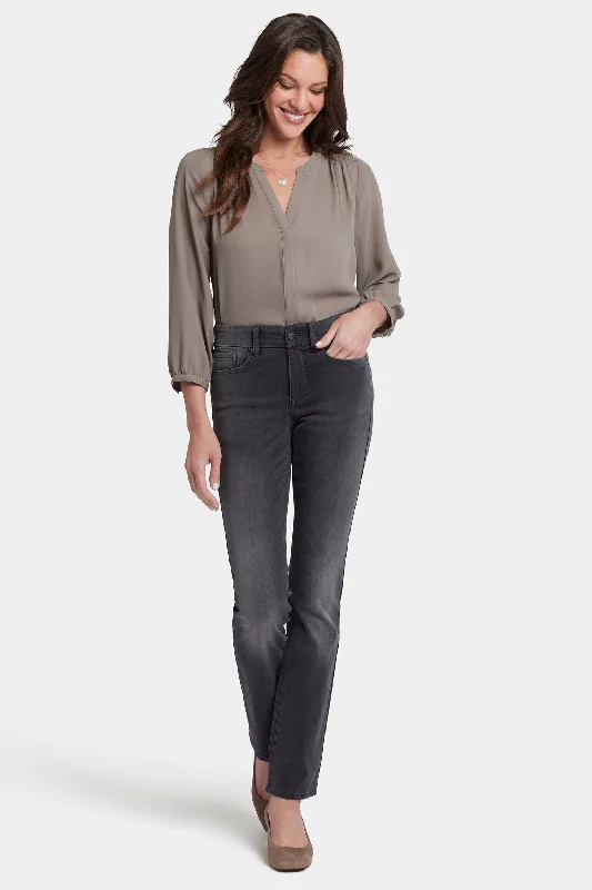 Bootcut jeans with embroidery at the hemsWaist-Match™ Marilyn Straight Jeans - Murcia Peaks