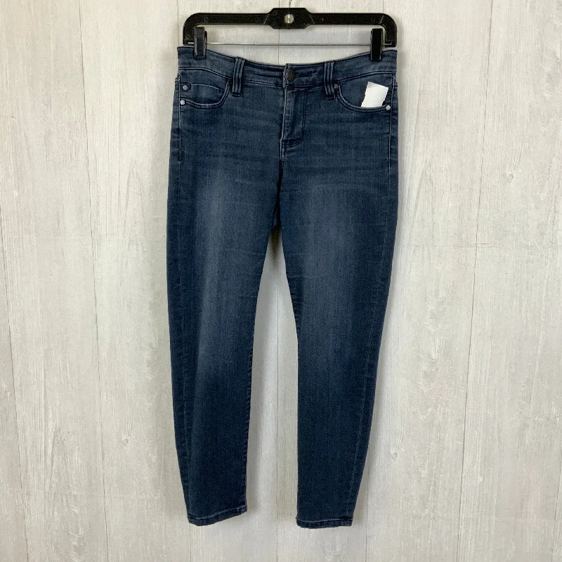 Skinny jeans with rips and tears for an edgy lookJeans Skinny By Liverpool In Blue Denim, Size: 6