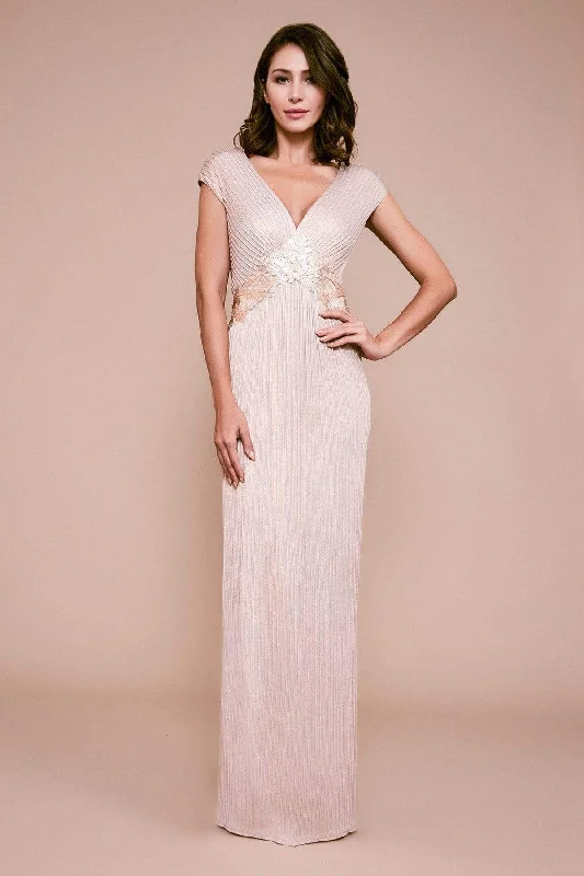 Limited edition dresses for collectorsTadashi Shoji - VG19292L Pleated Plunged V-Neck Formal Gown