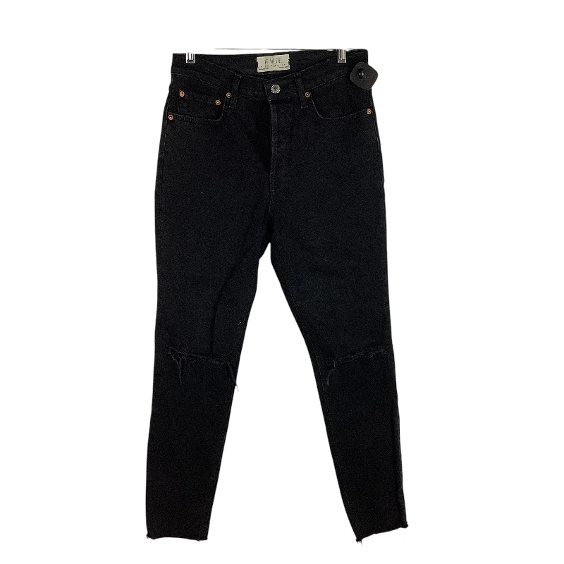 Stretch denim jeans with a fitted waist and slightly flared legs for a trendy silhouetteJeans Skinny By We The Free In Black Denim, Size: 6 (28)