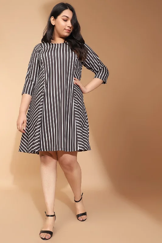 Tall women's dressesBlack Striped Printed Dress