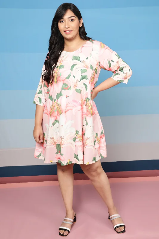 Denim dresses for womenPlus Size Light Pink Floral Printed Dress