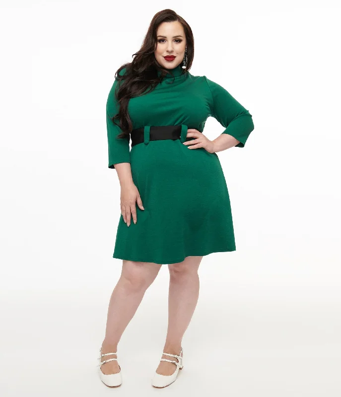 Plus-size dresses for womenSmak Parlour Plus Size 1960s Emerald & Black Belted A-Line Dress