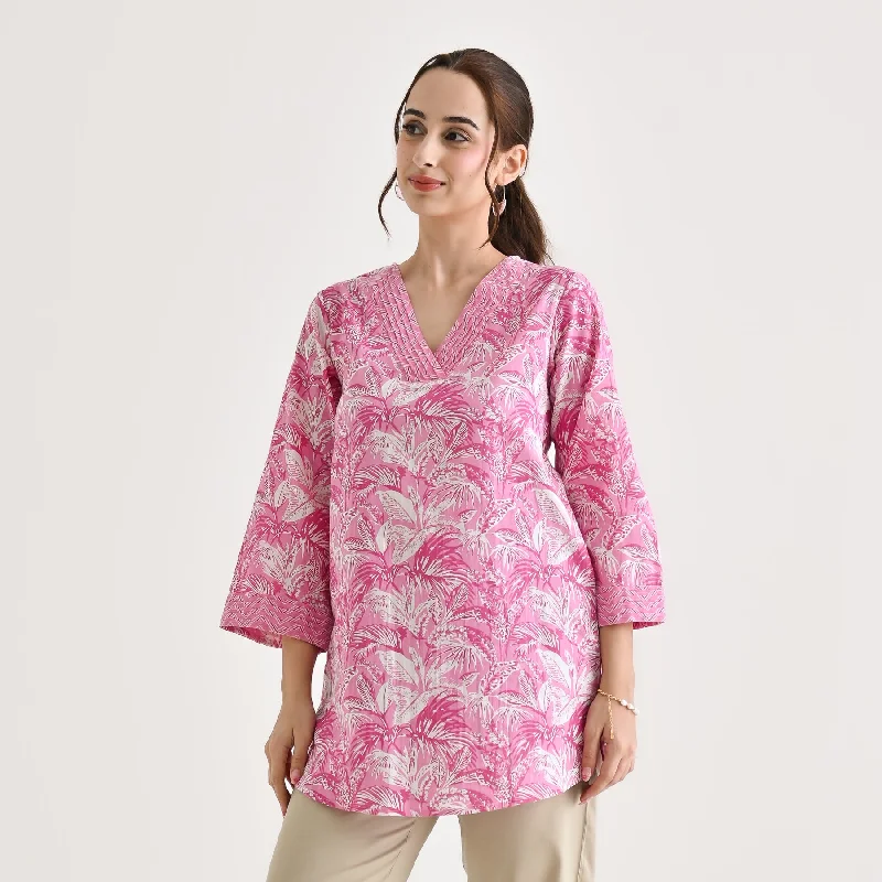 Moisture-wicking women's topsBaby Pink Abstract Printed Sanganeri Cotton Tunic with Pintuck Neckline Detail